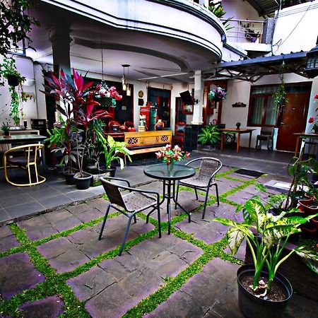 Fora Guest House Taman Lingkar Бандунг Екстер'єр фото
